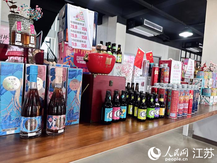 e46e7686c2118be9eb09220f7469631d_LOCAL17616229126662QD40FXKMX.jpg e46e7686c2118be9eb09220f7469631d_LOCAL17616229126662QD40FXKMX.jpg