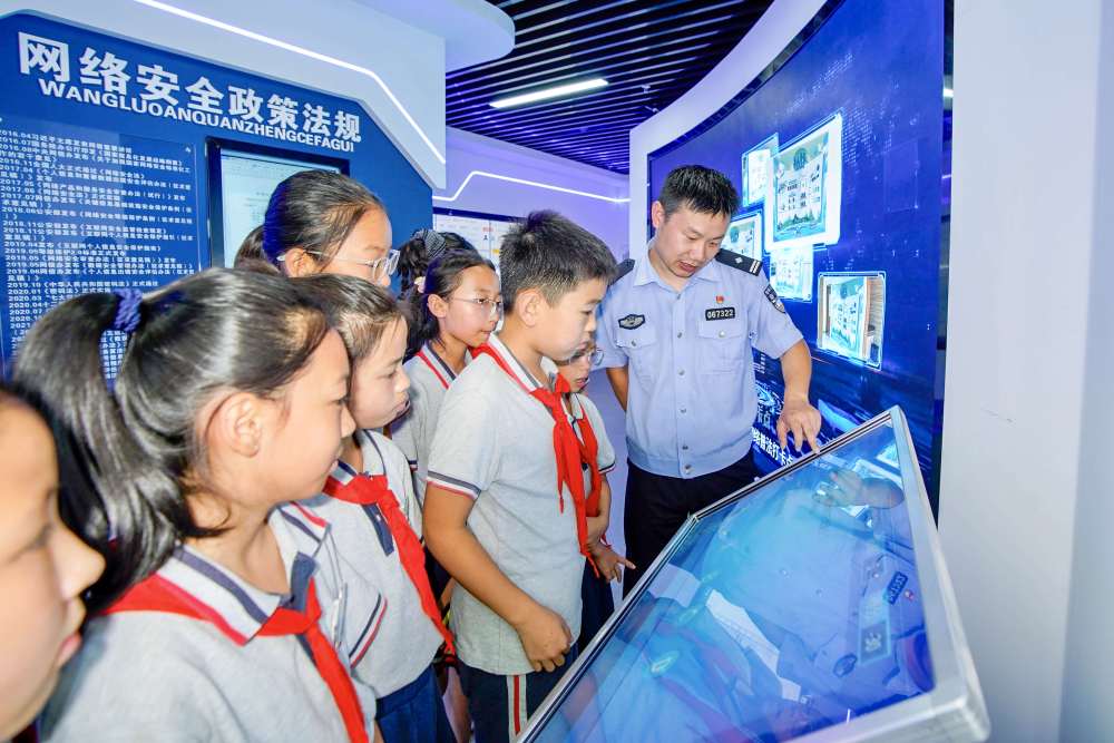 2025111623e725f9120d4381979c14d434e1eba0_20251116d56eb6d5321e4328b8fce29f3b8770aa.jpeg 2025111623e725f9120d4381979c14d434e1eba0_20251116d56eb6d5321e4328b8fce29f3b8770aa.jpeg