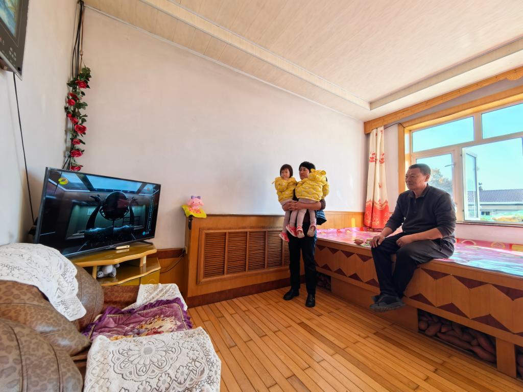 202511151646c155630944a0a3b737b172160465_83525cf1f01245d3bf24d44b0bd931cb.JPG 202511151646c155630944a0a3b737b172160465_83525cf1f01245d3bf24d44b0bd931cb.JPG