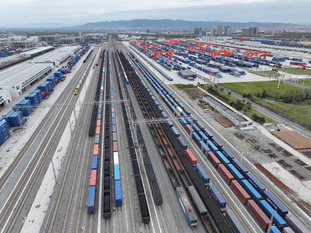 20251127c96582e746f344a5b00fe2a5e6bb4bd4_f7f8778f37bb440e8a3009f82d587245.JPG 20251127c96582e746f344a5b00fe2a5e6bb4bd4_f7f8778f37bb440e8a3009f82d587245.JPG