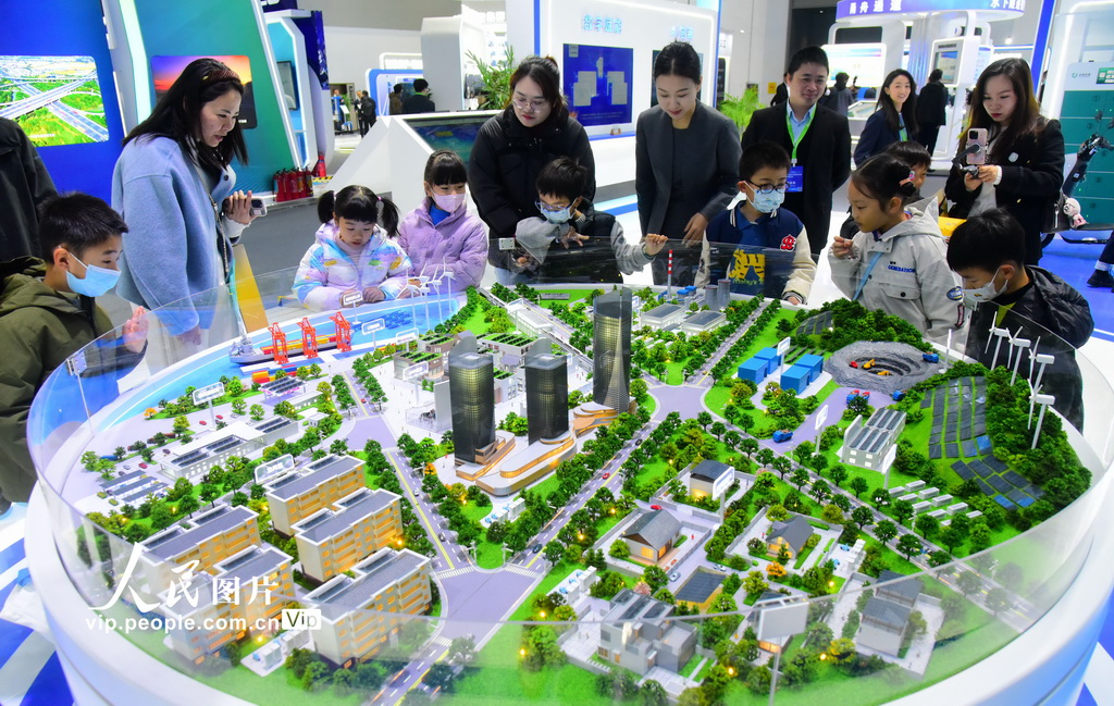 MAIN17656785552420EB7HW8PIL.jpg MAIN17656785552420EB7HW8PIL.jpg