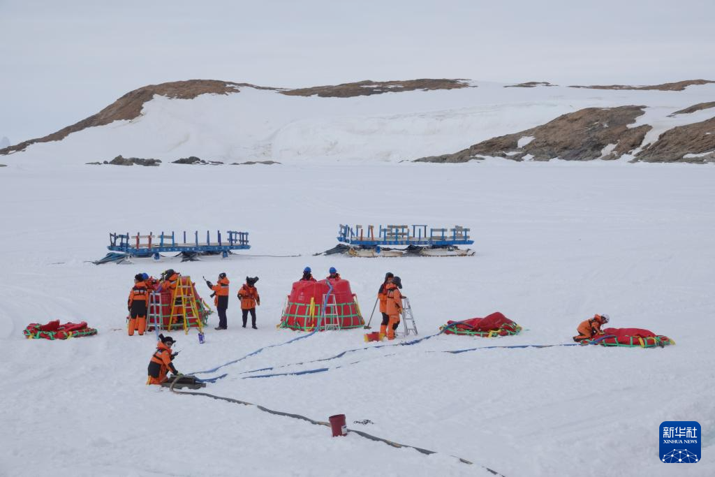 Ep2CsJg0JQAqtw8u.jpg Ep2CsJg0JQAqtw8u.jpg