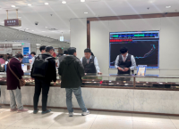 金价涨涨跌跌，旧首饰如何处理？