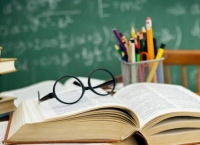 愿做深扎在高校沃土中的红色根系——高校“双带头人”教师党支部书记“强国行”专项行动一周年工作进展综述